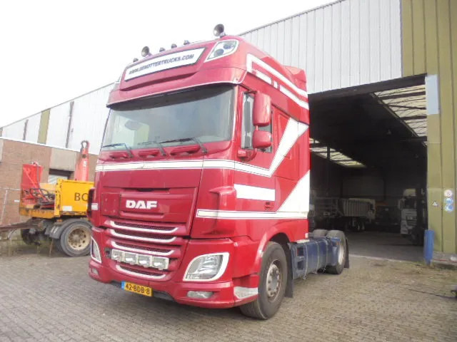 DAF XF 510 FT NL TRUCK - Tractor head: gambar 1 DAF XF 510 FT NL TRUCK - Tractor head: gambar 1