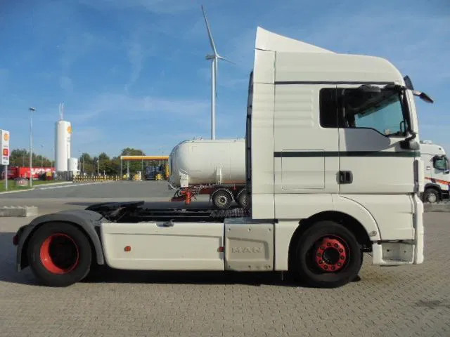 MAN TGX 18.400 - Tractor head: gambar 4 MAN TGX 18.400 - Tractor head: gambar 4