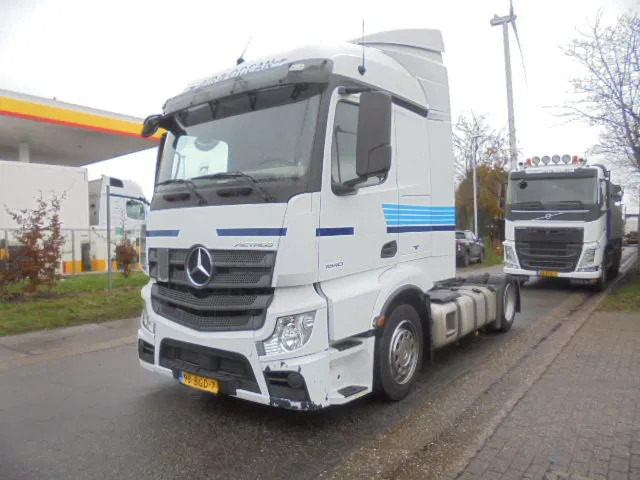 Mercedes-Benz Actros 1840 LS NL TRUCK - Tractor head: gambar 1 Mercedes-Benz Actros 1840 LS NL TRUCK - Tractor head: gambar 1
