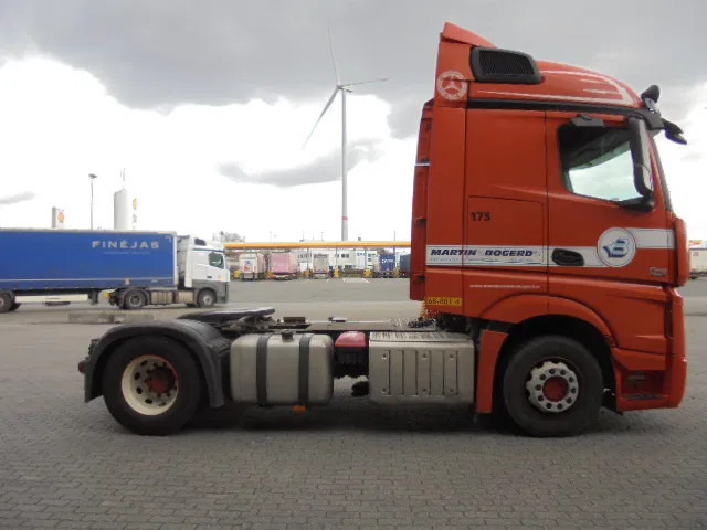 Mercedes-Benz Actros 1842 LS NL TRUCK - Tractor head: gambar 4 Mercedes-Benz Actros 1842 LS NL TRUCK - Tractor head: gambar 4