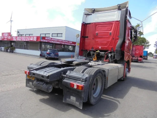 Mercedes-Benz Actros 1843 - Tractor head: gambar 5 Mercedes-Benz Actros 1843 - Tractor head: gambar 5