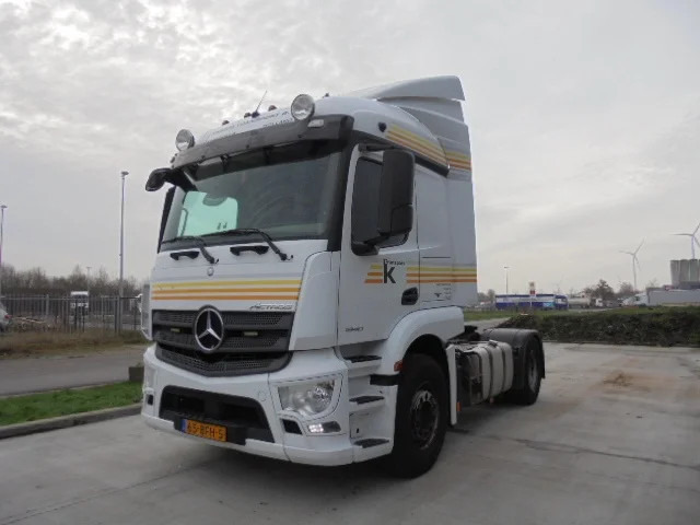 Mercedes-Benz Actros 1940 - Tractor head: gambar 1 Mercedes-Benz Actros 1940 - Tractor head: gambar 1