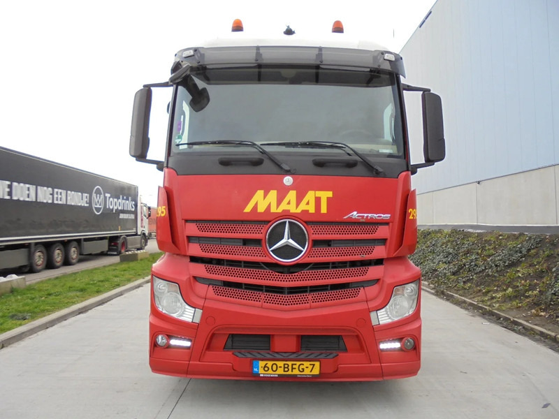 Mercedes-Benz Actros 1943 - Tractor head: gambar 2 Mercedes-Benz Actros 1943 - Tractor head: gambar 2
