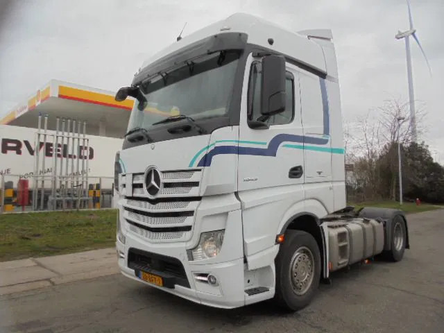 Mercedes-Benz Actros 1943 LS - Tractor head: gambar 1 Mercedes-Benz Actros 1943 LS - Tractor head: gambar 1