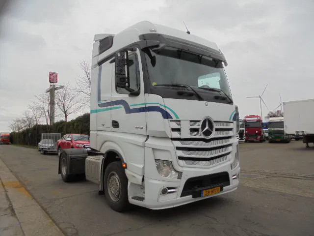 Mercedes-Benz Actros 1943 LS - Tractor head: gambar 3 Mercedes-Benz Actros 1943 LS - Tractor head: gambar 3