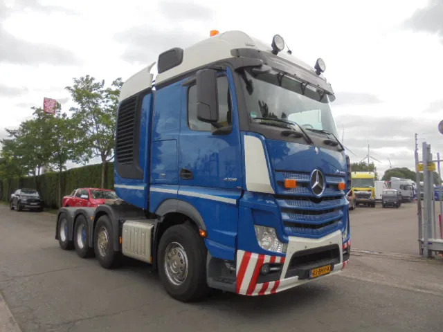 Mercedes-Benz Actros 4158 8X4 NL KENTEKEN - Tractor head: gambar 3 Mercedes-Benz Actros 4158 8X4 NL KENTEKEN - Tractor head: gambar 3