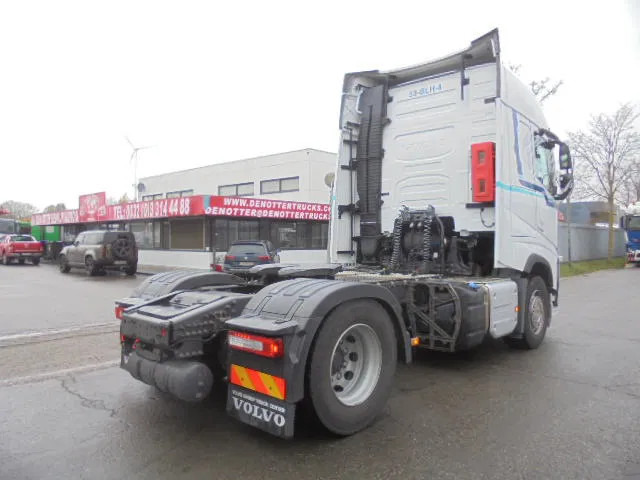 Volvo FH 420 NL TRUCK APK 09-26 - Tractor head: gambar 5 Volvo FH 420 NL TRUCK APK 09-26 - Tractor head: gambar 5