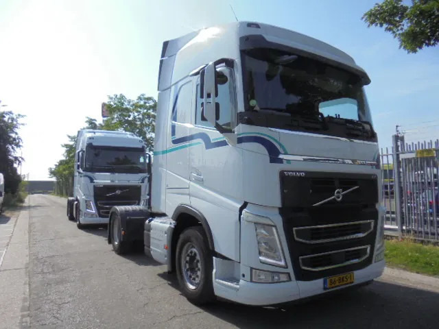 Volvo FH 420 NL TRUCK - Tractor head: gambar 3 Volvo FH 420 NL TRUCK - Tractor head: gambar 3