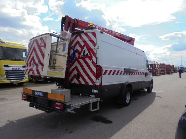 Iveco Daily 70 70C17 - Truk, Truk derek: gambar 5 Iveco Daily 70 70C17 - Truk, Truk derek: gambar 5