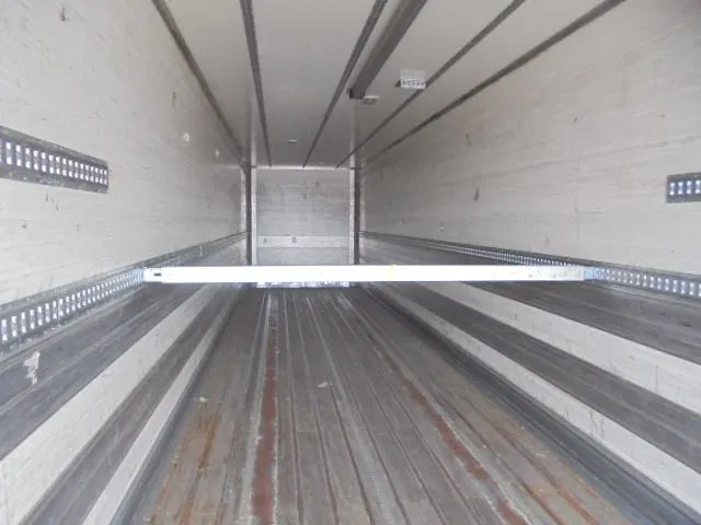 Semi-trailer kotak tertutup Van Eck PLY: gambar 12 Semi-trailer kotak tertutup Van Eck PLY: gambar 12