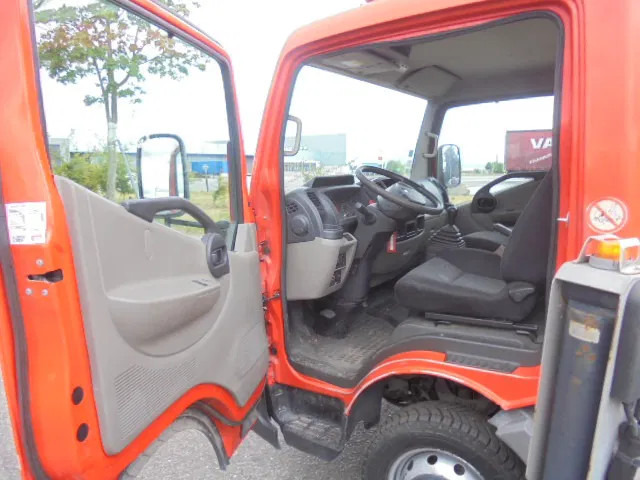 Van pengiriman Renault Maxity 120 DXI: gambar 10