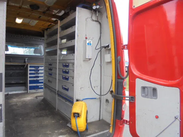 Volkswagen Crafter 35 BESTEL L2 H2 2.5 TDI 80 KW SERVICE CAR COMPLEET - Van panel: gambar 1 Volkswagen Crafter 35 BESTEL L2 H2 2.5 TDI 80 KW SERVICE CAR COMPLEET - Van panel: gambar 1