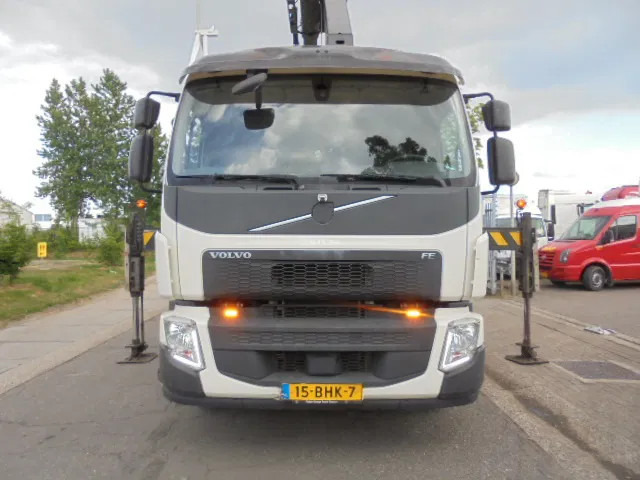Volvo FE 320 6X2 NL TRUCK - Truk sampah: gambar 2 Volvo FE 320 6X2 NL TRUCK - Truk sampah: gambar 2
