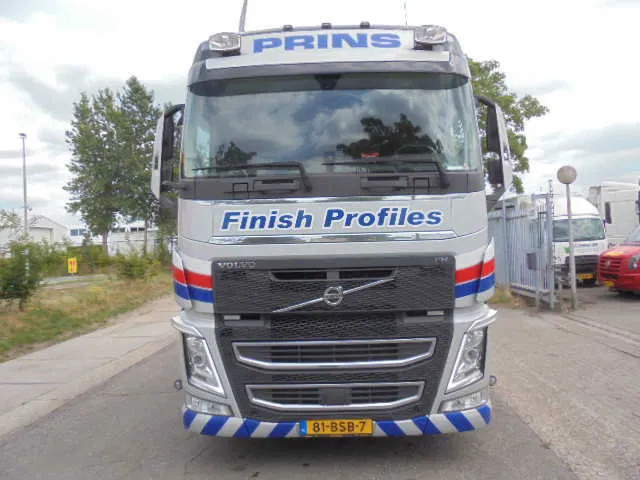 Volvo FH 420 6X2 NL TRUCK - Truk derek: gambar 3 Volvo FH 420 6X2 NL TRUCK - Truk derek: gambar 3