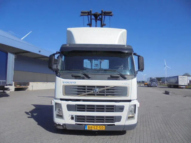 Volvo FM 260 MANUAL GEAR NL TRUCK - Truk pembawa sistem kabel: gambar 2 Volvo FM 260 MANUAL GEAR NL TRUCK - Truk pembawa sistem kabel: gambar 2