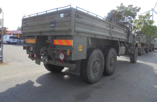 Volvo N 10 6X6 L + FASSI - Truk flatbed, Truk derek: gambar 5 Volvo N 10 6X6 L + FASSI - Truk flatbed, Truk derek: gambar 5
