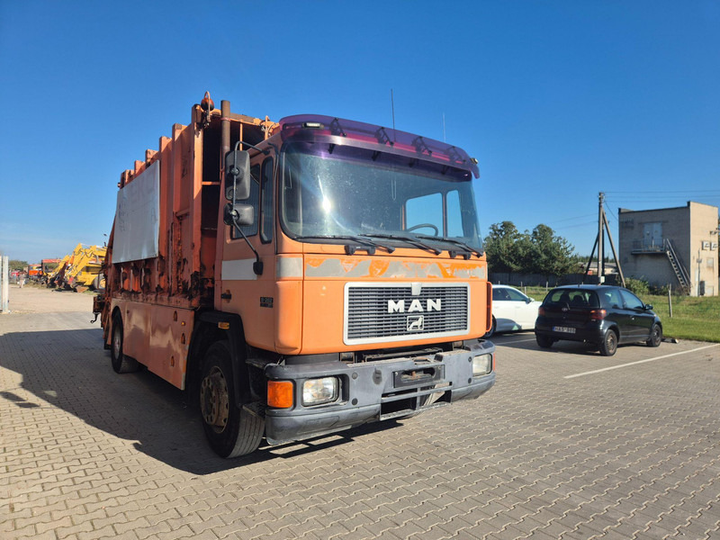 MAN 18.262 - Truk sampah: gambar 3 MAN 18.262 - Truk sampah: gambar 3