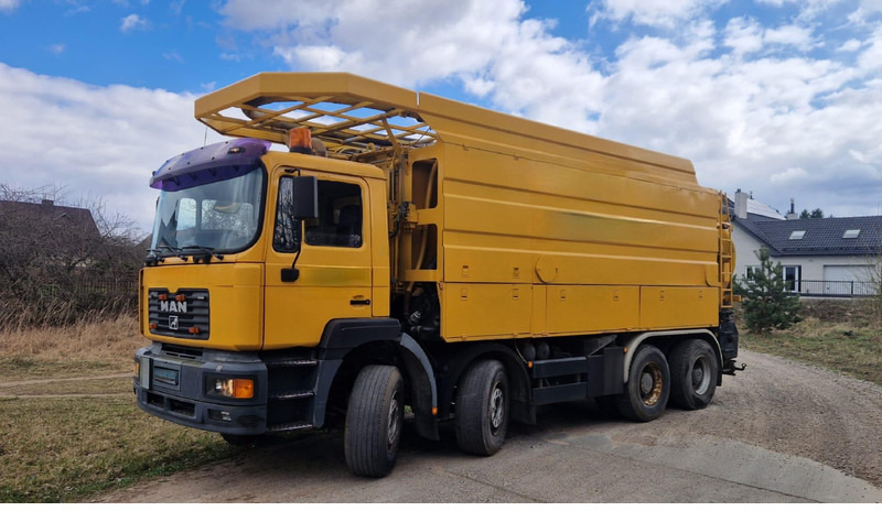 MAN 35.464 channel cleaner, 8x4 full spring, manual - Truk vakum: gambar 1 MAN 35.464 channel cleaner, 8x4 full spring, manual - Truk vakum: gambar 1