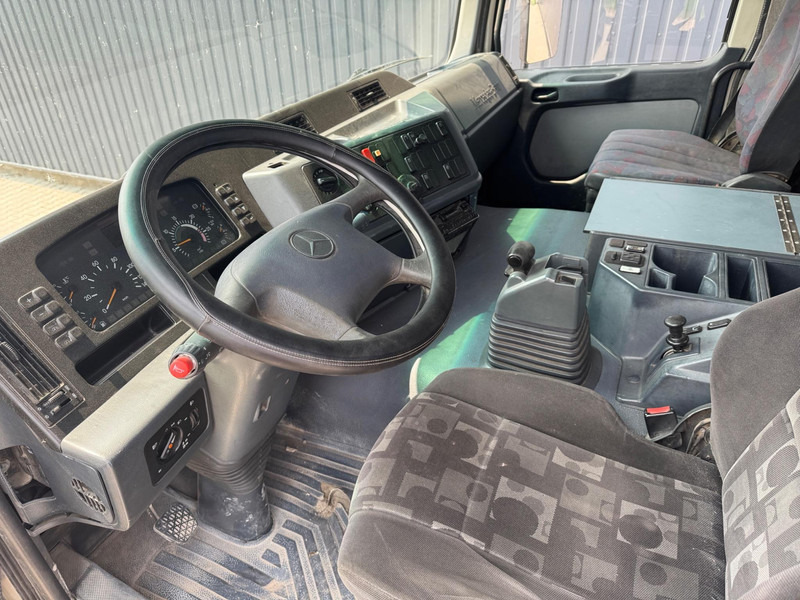 Mercedes-Benz Actros 3240 - Truk sasis: gambar 5 Mercedes-Benz Actros 3240 - Truk sasis: gambar 5