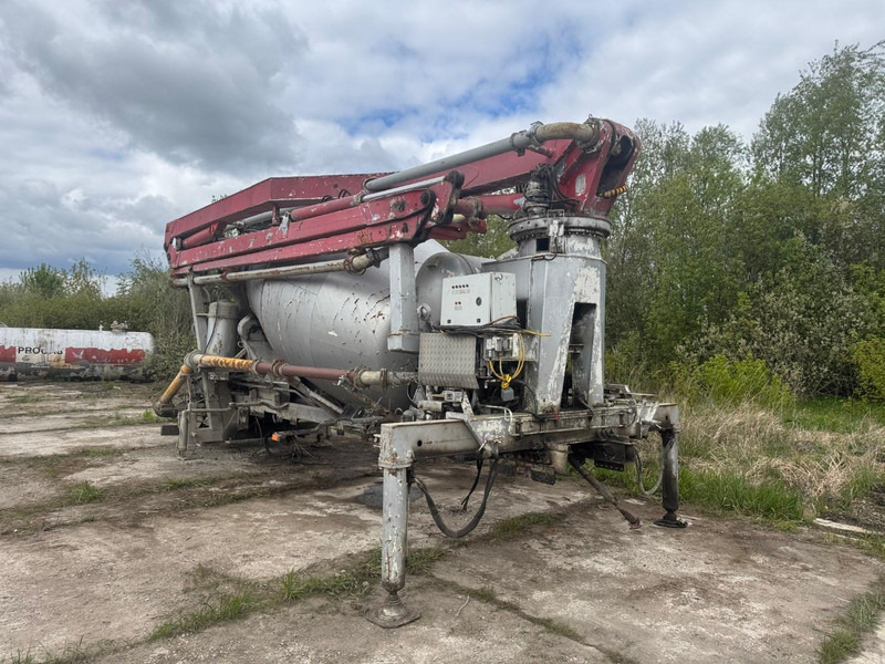 Mercedes-Benz Actros. Putzmeister 24 m + 6 mixer drum - Truk pengaduk beton: gambar 1 Mercedes-Benz Actros. Putzmeister 24 m + 6 mixer drum - Truk pengaduk beton: gambar 1