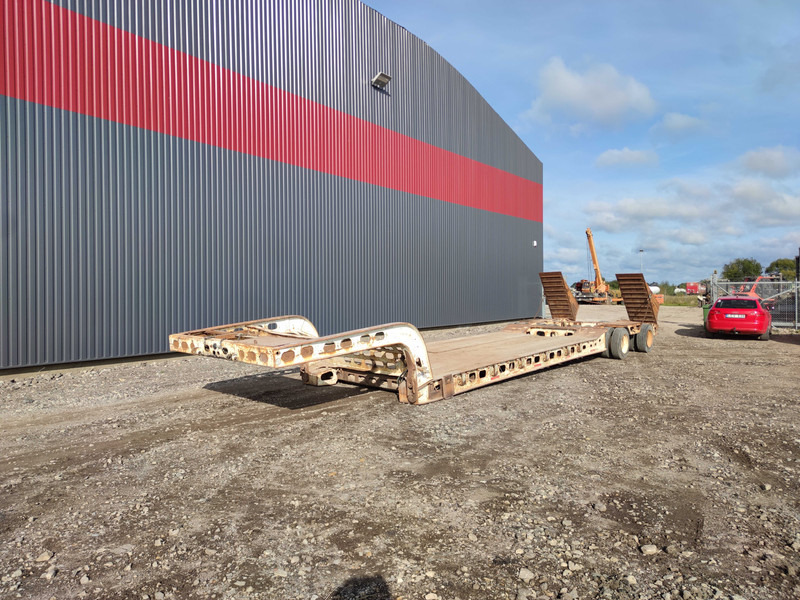 Murray 16 tyre heavy duty low loader - Semi-trailer low bed: gambar 1 Murray 16 tyre heavy duty low loader - Semi-trailer low bed: gambar 1