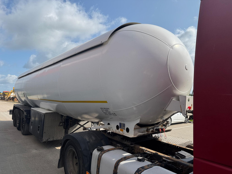 ROBINE Fauvet-GIR, 50646 l + meter + pump - Semi-trailer: gambar 2 ROBINE Fauvet-GIR, 50646 l + meter + pump - Semi-trailer: gambar 2