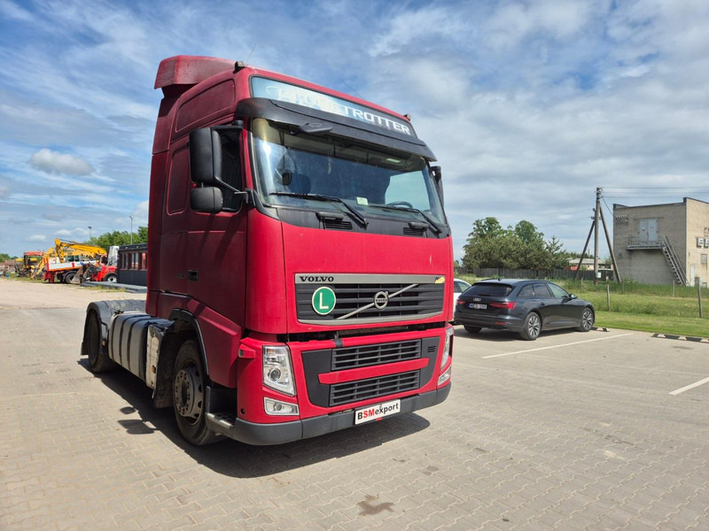 Volvo FH 13.420 - Tractor head: gambar 2 Volvo FH 13.420 - Tractor head: gambar 2