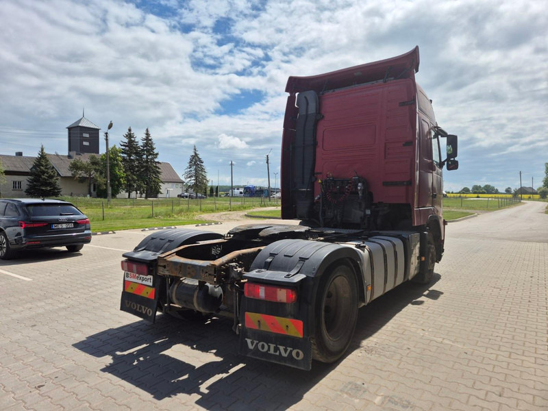 Volvo FH 13.420 - Tractor head: gambar 3 Volvo FH 13.420 - Tractor head: gambar 3