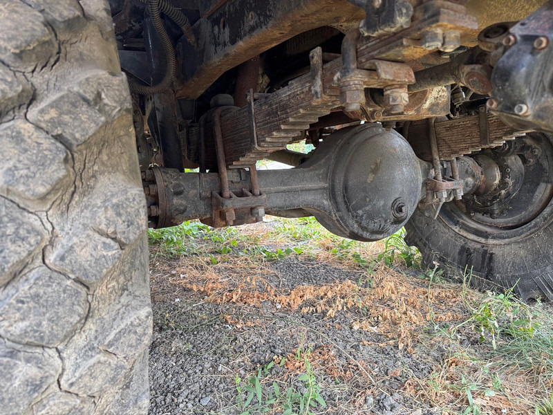 ZIL 131, 6X6 - Truk sasis: gambar 3 ZIL 131, 6X6 - Truk sasis: gambar 3