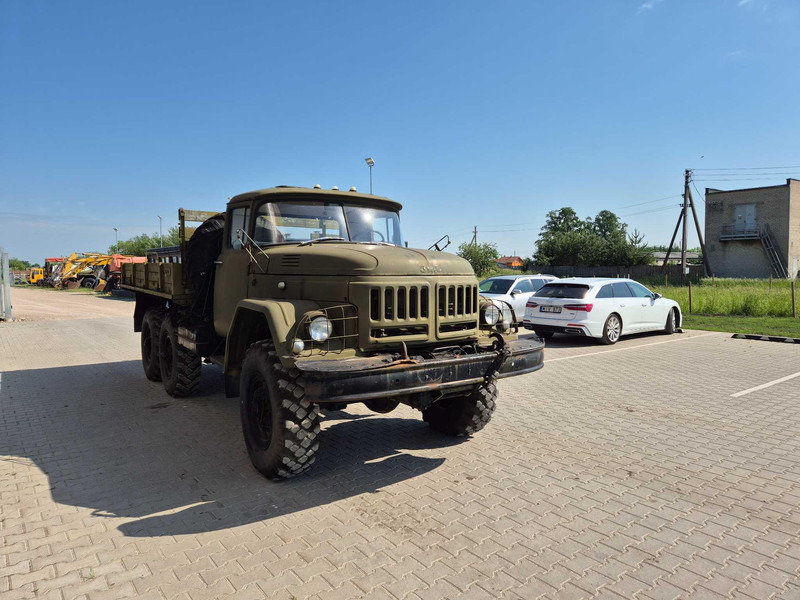 ZIL 131 ex reserve truck - Truk flatbed: gambar 4 ZIL 131 ex reserve truck - Truk flatbed: gambar 4