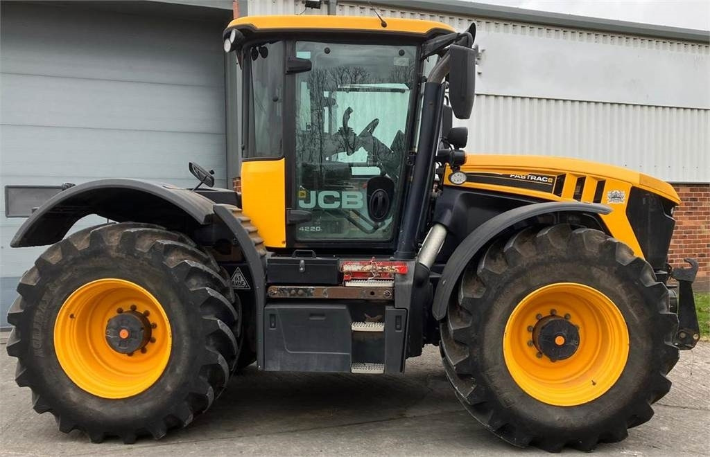 JCB 4220 Fastrac - Traktor: gambar 5 JCB 4220 Fastrac - Traktor: gambar 5