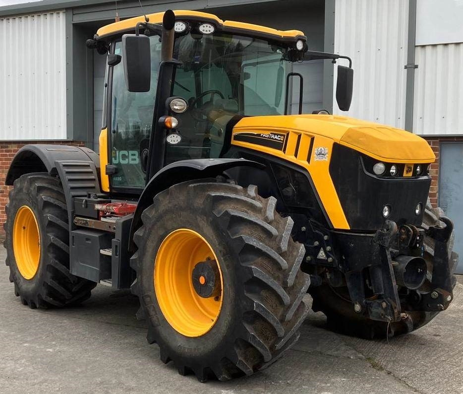JCB 4220 Fastrac - Traktor: gambar 1 JCB 4220 Fastrac - Traktor: gambar 1