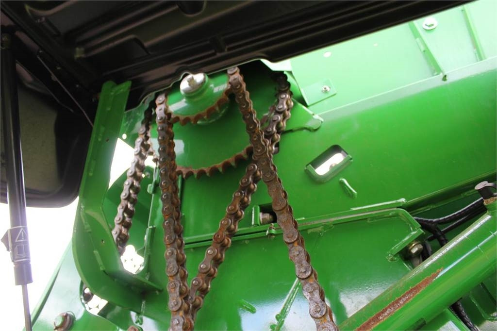 John Deere 990 - Baler bulat: gambar 4 John Deere 990 - Baler bulat: gambar 4