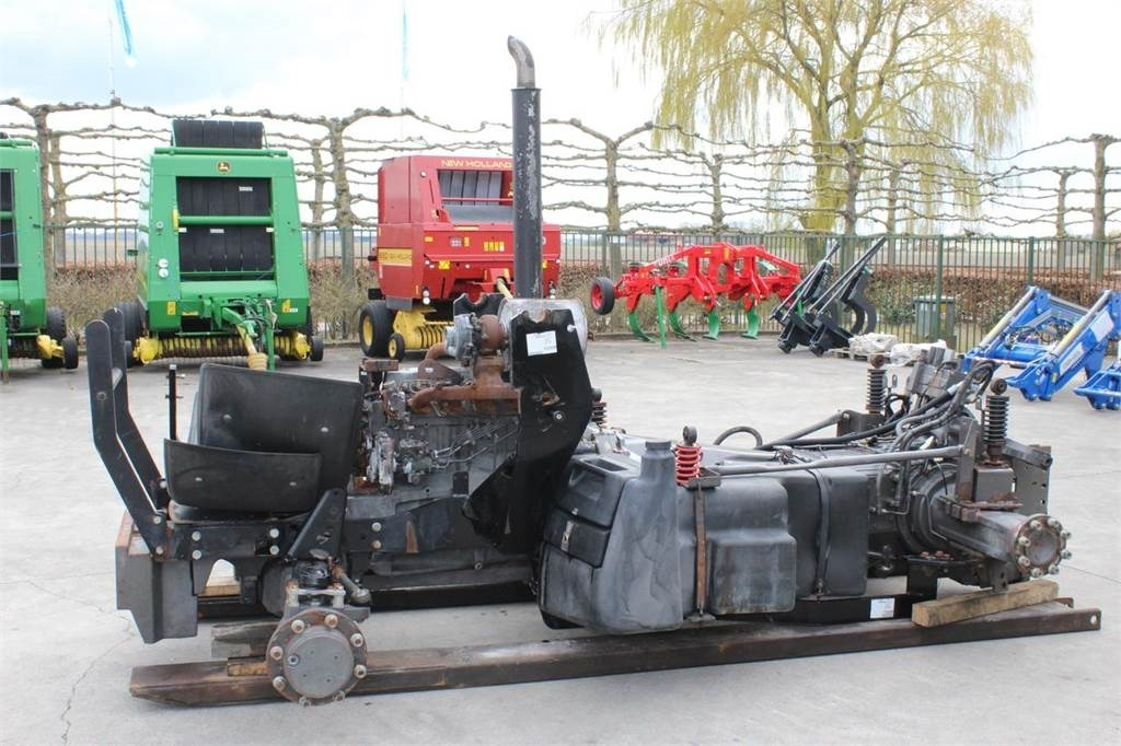 Renault Ares 626RZ - Traktor: gambar 1 Renault Ares 626RZ - Traktor: gambar 1