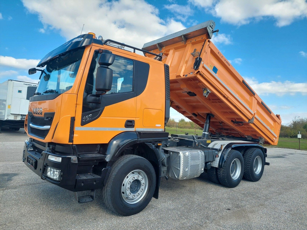 Iveco AD 260T46 BB Meiller Bordmatik 6x4 - Truk jungkit: gambar 1 Iveco AD 260T46 BB Meiller Bordmatik 6x4 - Truk jungkit: gambar 1