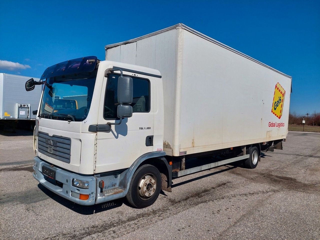 MAN TGL 7.180 4X2 BL - Van box: gambar 1 MAN TGL 7.180 4X2 BL - Van box: gambar 1