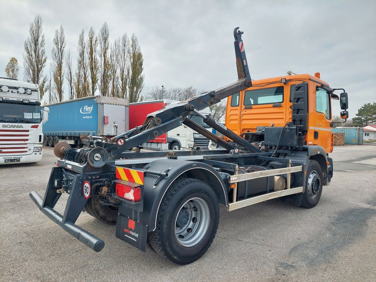 MAN TGM 18.290 4X2 BB - Hook lift: gambar 4 MAN TGM 18.290 4X2 BB - Hook lift: gambar 4