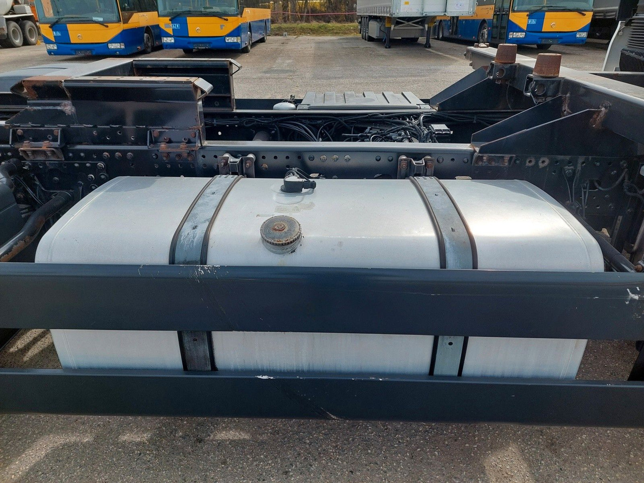 MAN TGX 26.460 LL 6x2/2 - Pengangkut kontainer/ Container truck: gambar 5 MAN TGX 26.460 LL 6x2/2 - Pengangkut kontainer/ Container truck: gambar 5