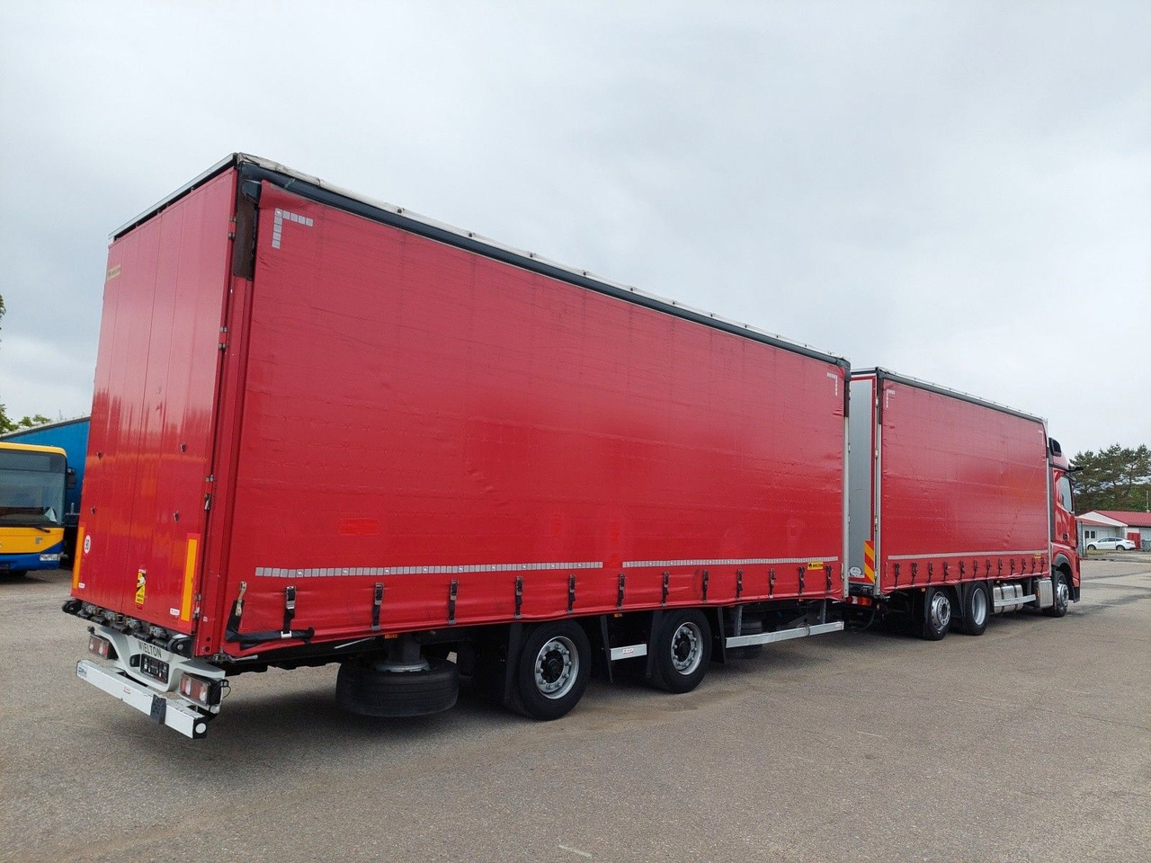 Mercedes-Benz Actros 2545 L/NR 6x2 + Wielton PC2K Durchbar - Truk dengan terpal samping: gambar 4 Mercedes-Benz Actros 2545 L/NR 6x2 + Wielton PC2K Durchbar - Truk dengan terpal samping: gambar 4
