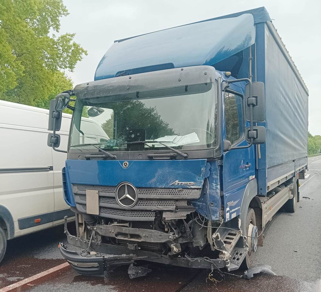 Mercedes-Benz Atego 1224L 4x2 LBW UNFALL!!! - Truk dengan terpal samping: gambar 1 Mercedes-Benz Atego 1224L 4x2 LBW UNFALL!!! - Truk dengan terpal samping: gambar 1