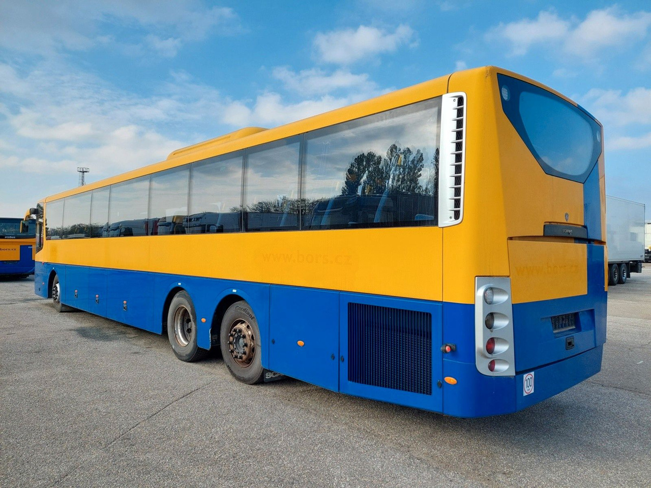 Scania Omniexpress 64 Sitzplätze/ Seats - Bus pinggiran kota: gambar 3 Scania Omniexpress 64 Sitzplätze/ Seats - Bus pinggiran kota: gambar 3