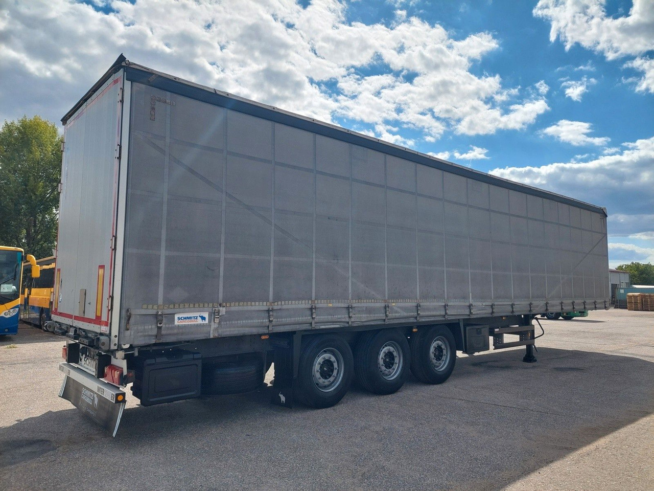 Schmitz Cargobull SCS 24/L - 13 - Semi-trailer dengan terpal samping: gambar 4 Schmitz Cargobull SCS 24/L - 13 - Semi-trailer dengan terpal samping: gambar 4