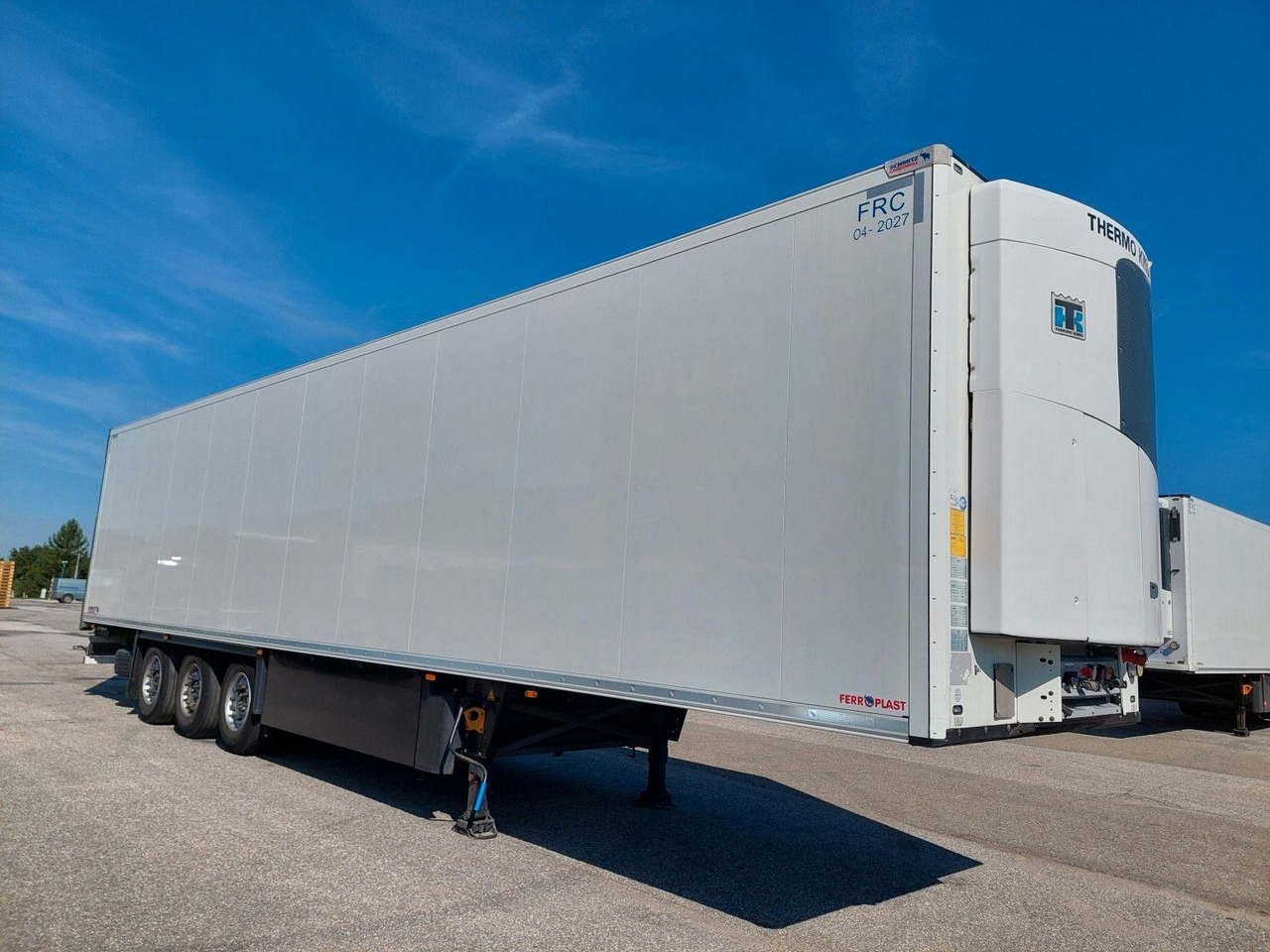 Schmitz Cargobull SKO24 ThermoKing SLXi 300 - Semi-trailer berpendingin: gambar 2 Schmitz Cargobull SKO24 ThermoKing SLXi 300 - Semi-trailer berpendingin: gambar 2