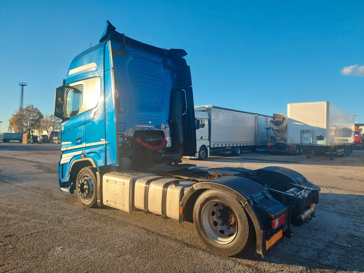 Ford F-Max 1850 LL - Tractor head: gambar 3 Ford F-Max 1850 LL - Tractor head: gambar 3