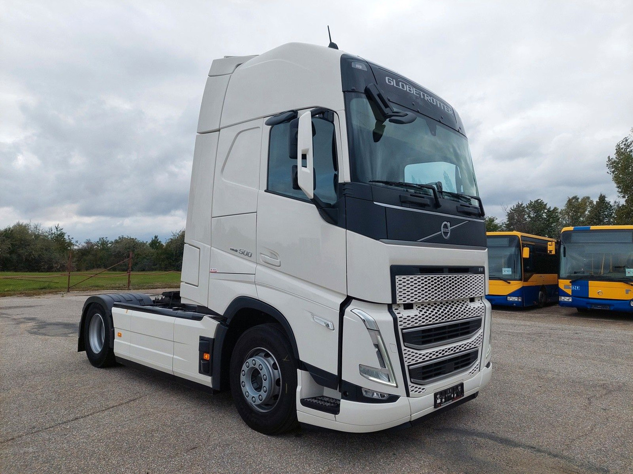 Volvo FH 13 Globetrotter XL 500 - Tractor head: gambar 2 Volvo FH 13 Globetrotter XL 500 - Tractor head: gambar 2