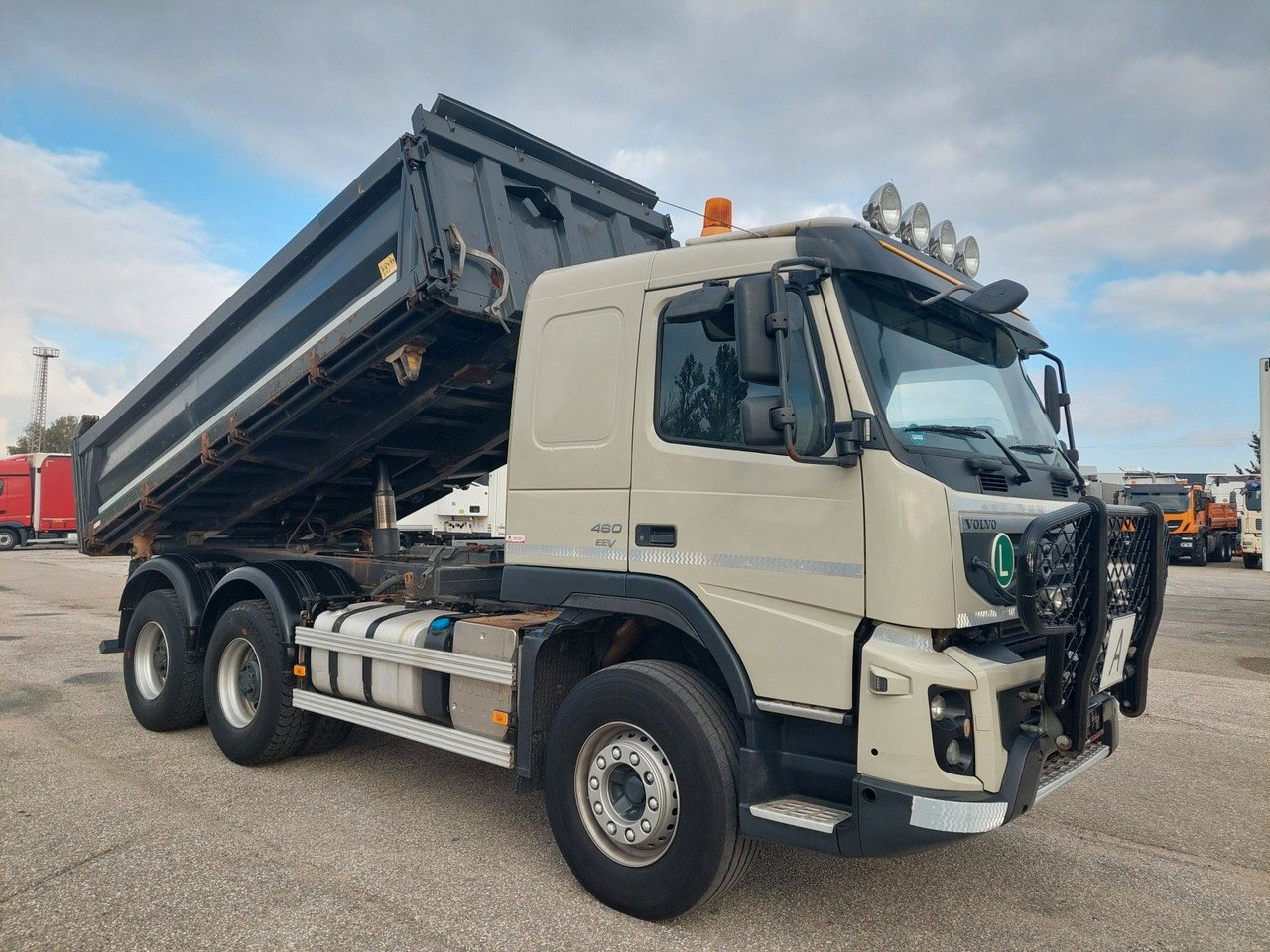Volvo FMX 460 Meiller Bordmatik 6x4 - Truk jungkit: gambar 2 Volvo FMX 460 Meiller Bordmatik 6x4 - Truk jungkit: gambar 2