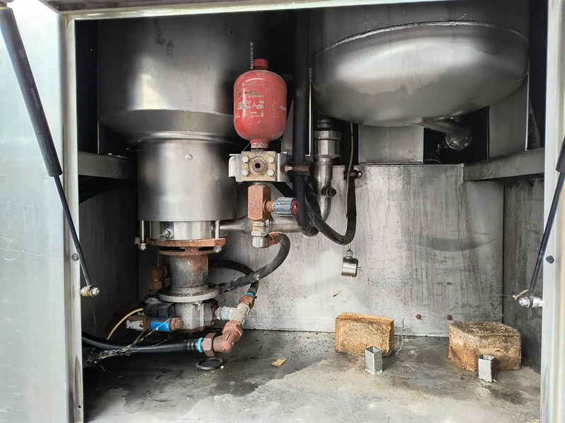 Leasing MAN TGA 26.360 INSULATED INOX TANK - 2 COMP - AIRCO - LIFT/STEERING AXLE MAN TGA 26.360 INSULATED INOX TANK - 2 COMP - AIRCO - LIFT/STEERING AXLE: gambar 19