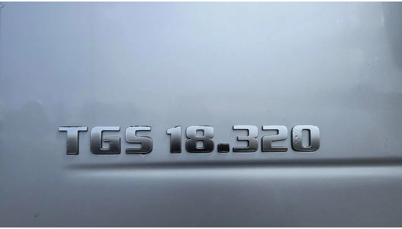 MAN TGS 18.320 EURO 5 - DHOLLANDIA TAILLIFT -FRIDGE - Truk berpendingin: gambar 4 MAN TGS 18.320 EURO 5 - DHOLLANDIA TAILLIFT -FRIDGE - Truk berpendingin: gambar 4