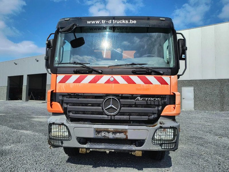 Mercedes-Benz Actros 3236 8X4 - 2 SIDE TIPPER/BI-BENNE - Truk jungkit: gambar 2 Mercedes-Benz Actros 3236 8X4 - 2 SIDE TIPPER/BI-BENNE - Truk jungkit: gambar 2