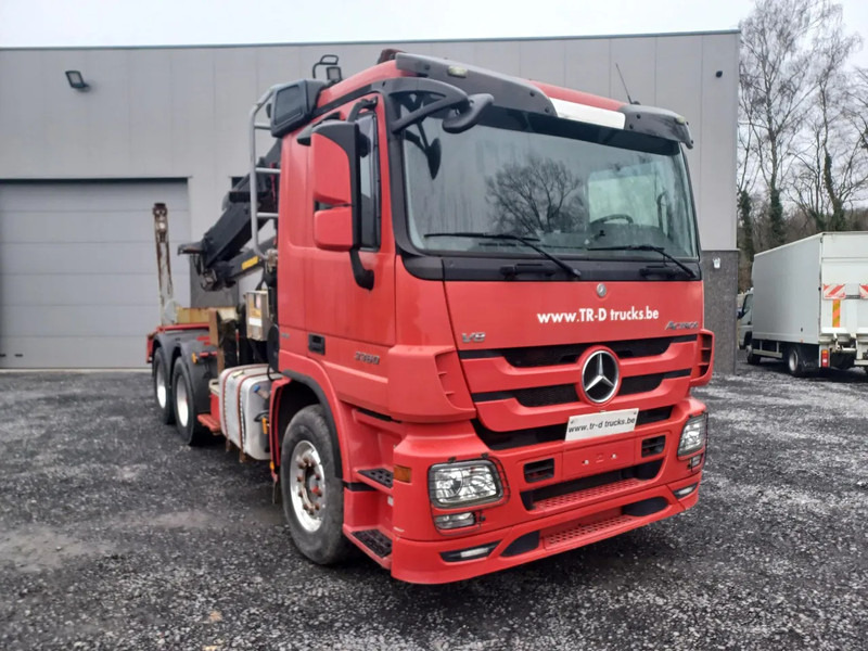 Mercedes-Benz Actros 3360 V8 avec GRUE HIAB 251S80 - 6X4 - V8 - Truk logging, Truk derek: gambar 1 Mercedes-Benz Actros 3360 V8 avec GRUE HIAB 251S80 - 6X4 - V8 - Truk logging, Truk derek: gambar 1